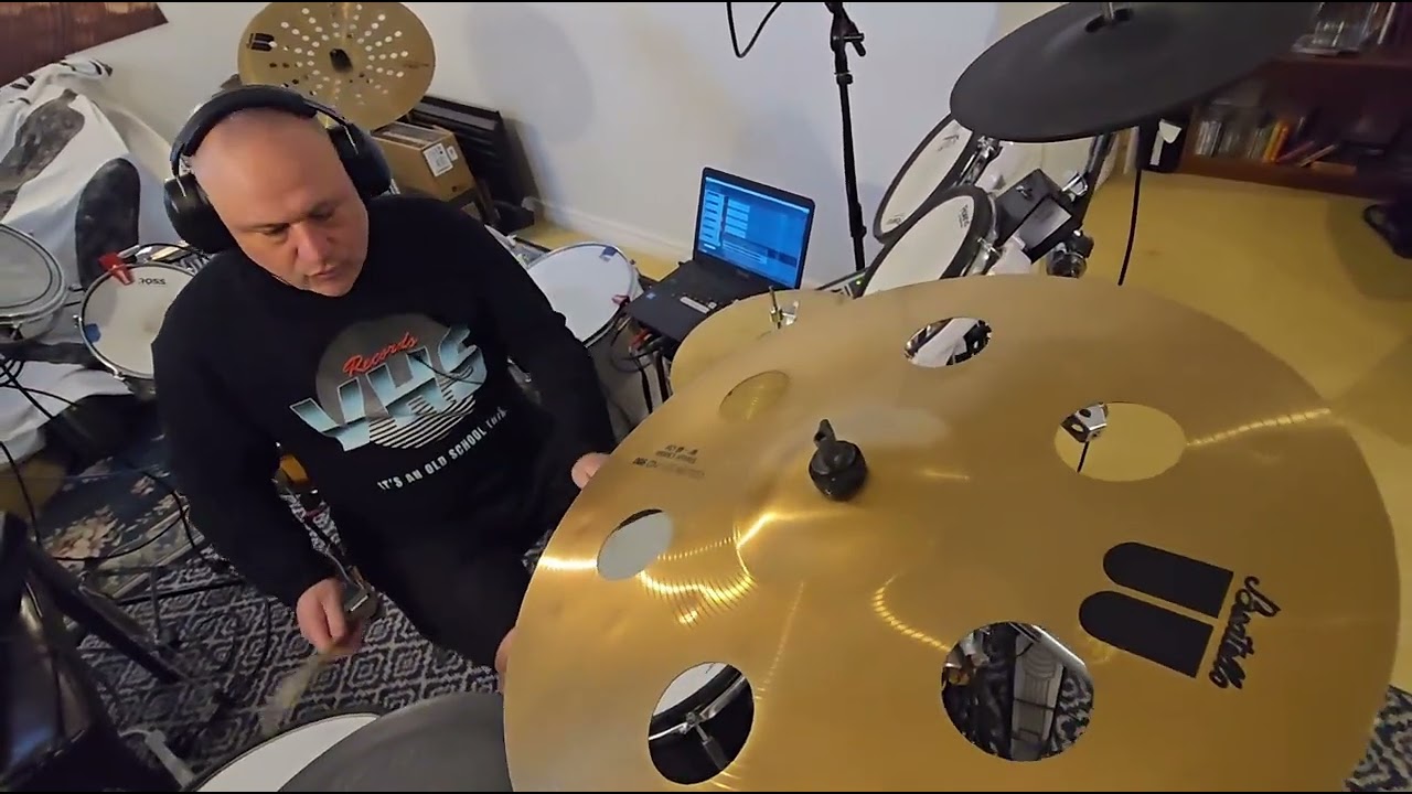 Halloween theme (with Drums)