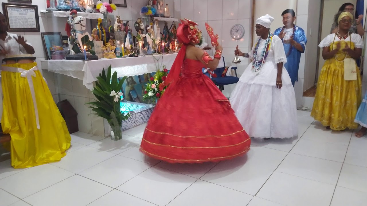 Sa&iacute;da de Santo-Diana de Ians&atilde;