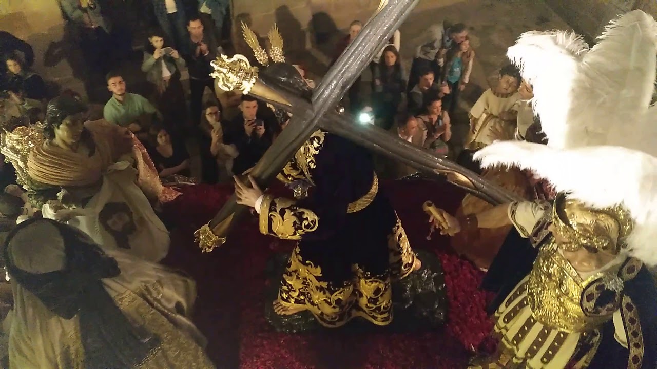 Salutación pasando por calle San Agustín 2019