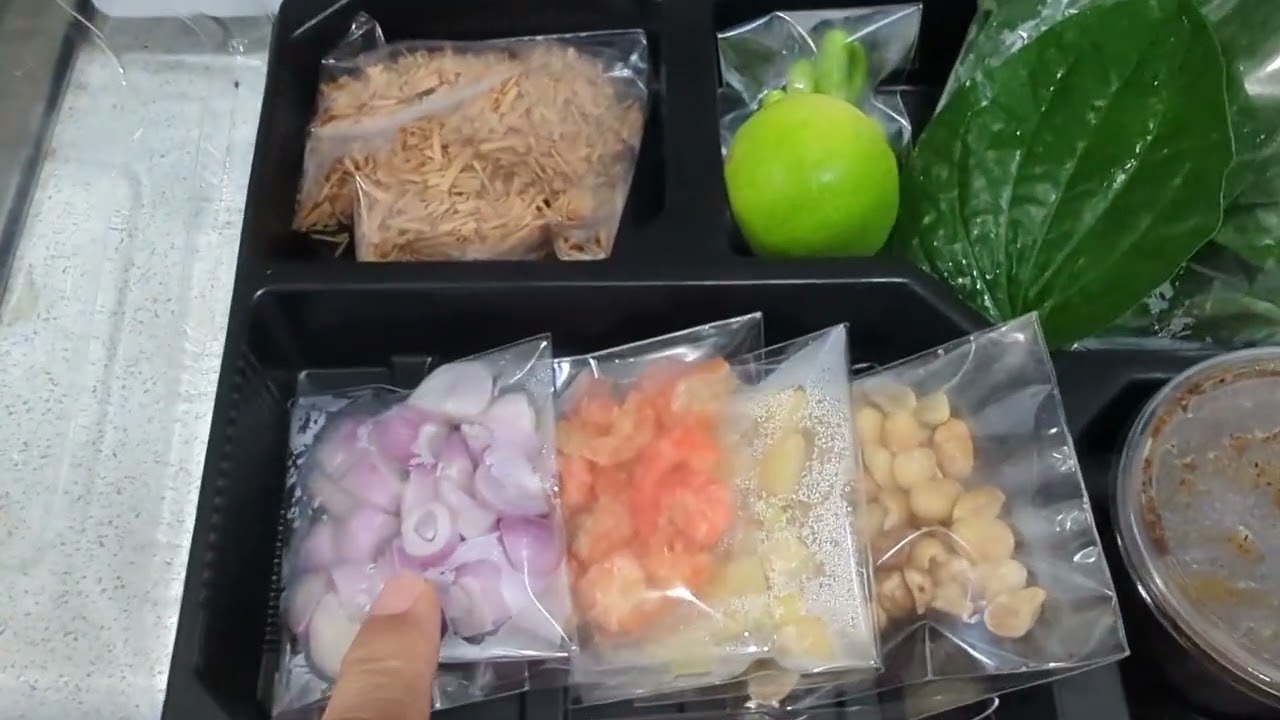 Miang Kham, what is it? Traditional Thai food, snack.