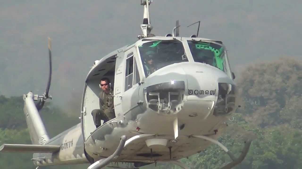 UH-1H Air Show วันเด็ก 2014 @ Wing 41.
