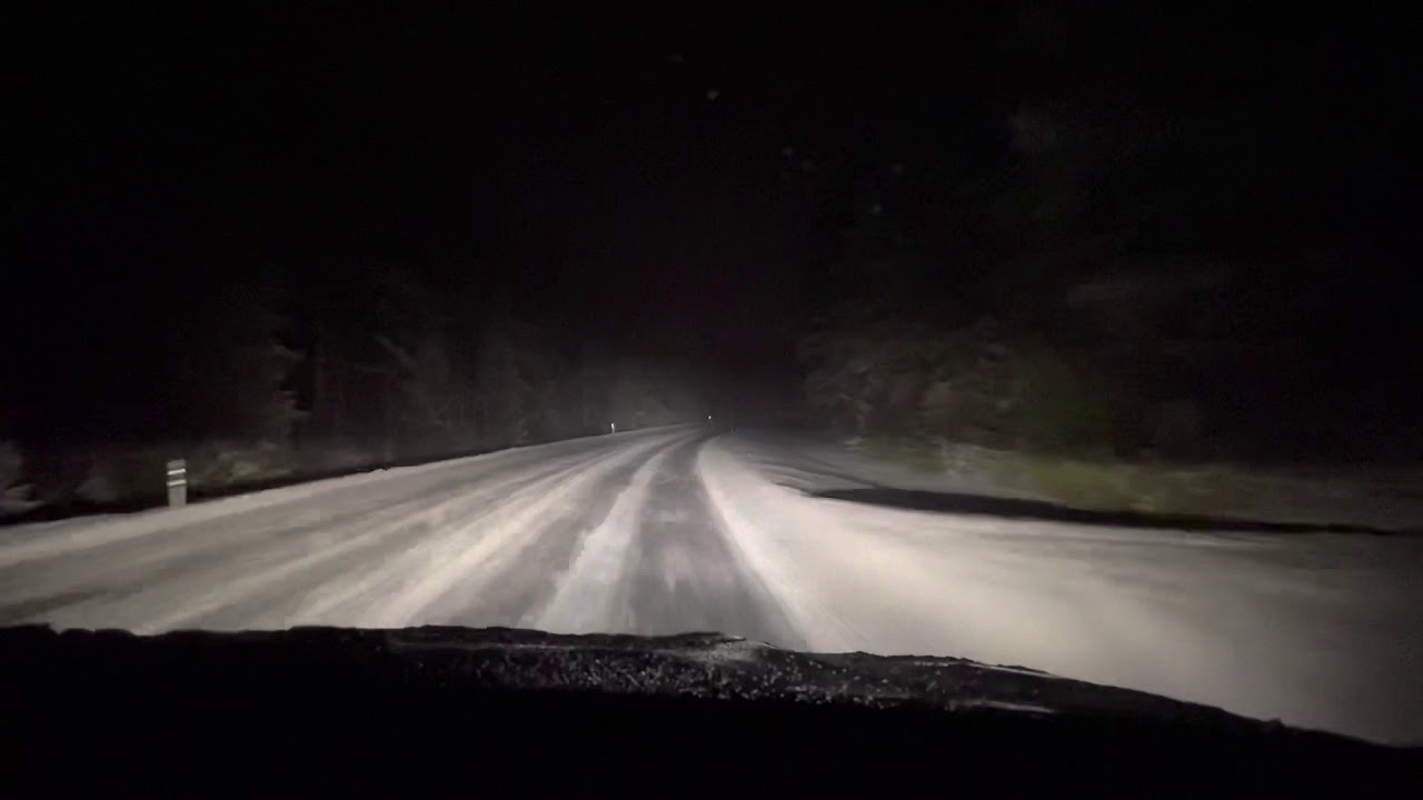 BMW X5 45e Adaptive LED Headlights on snowy road