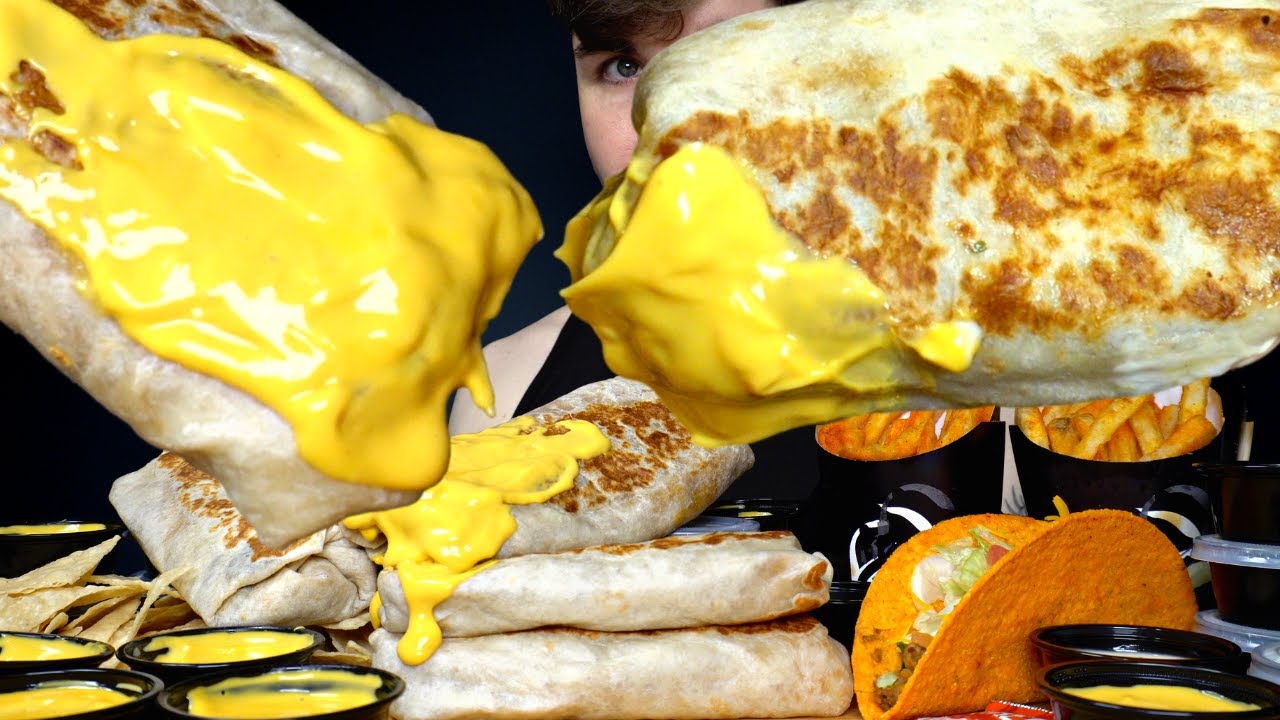 ASMR MUKBANG TACO BELL WITH EXTRA CHEESE | Magic Mikey