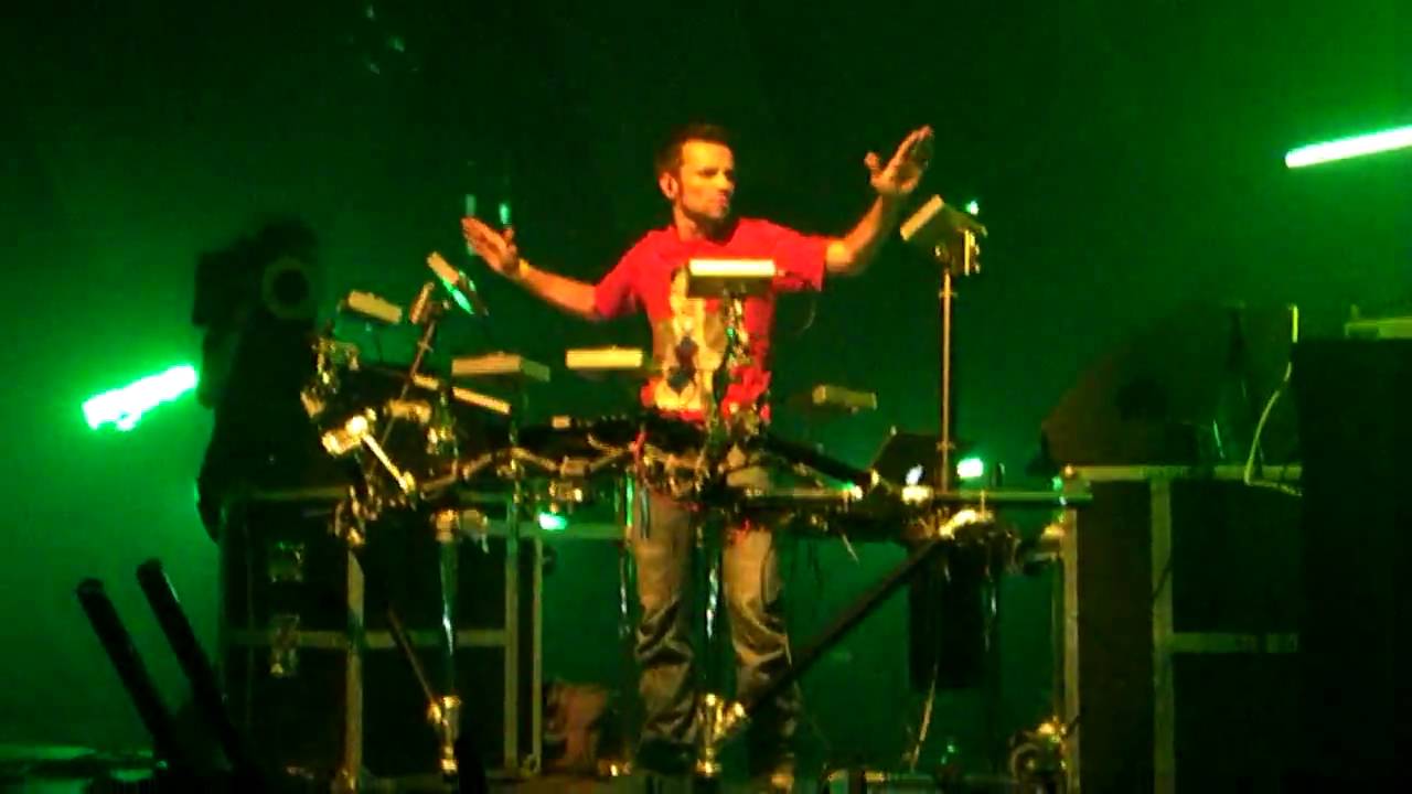 Intro of Noize Suppressor presents Sonar!