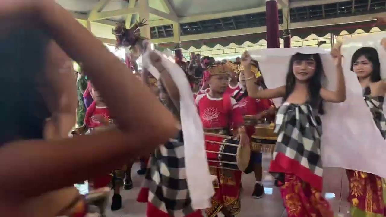 Pawai ogoh ogoh TK/PAUD werdhi kumara punggul