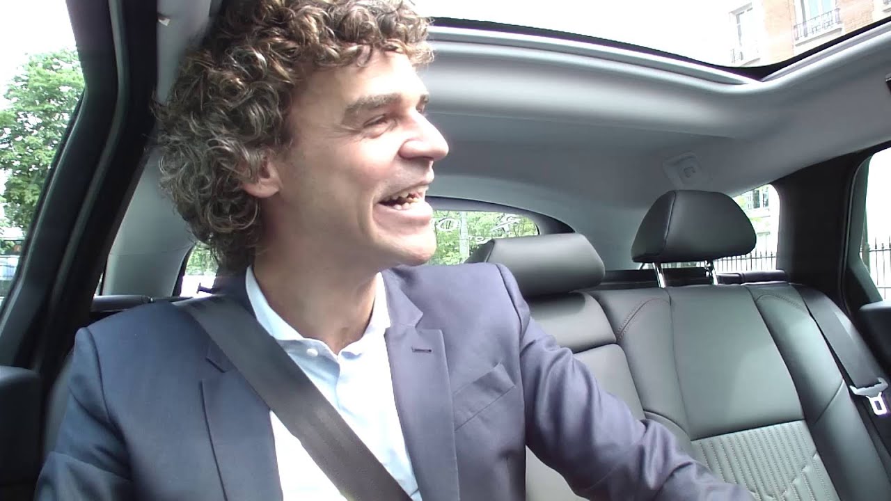 The best of Gustavo Kuerten in Road to Roland-Garros 2016