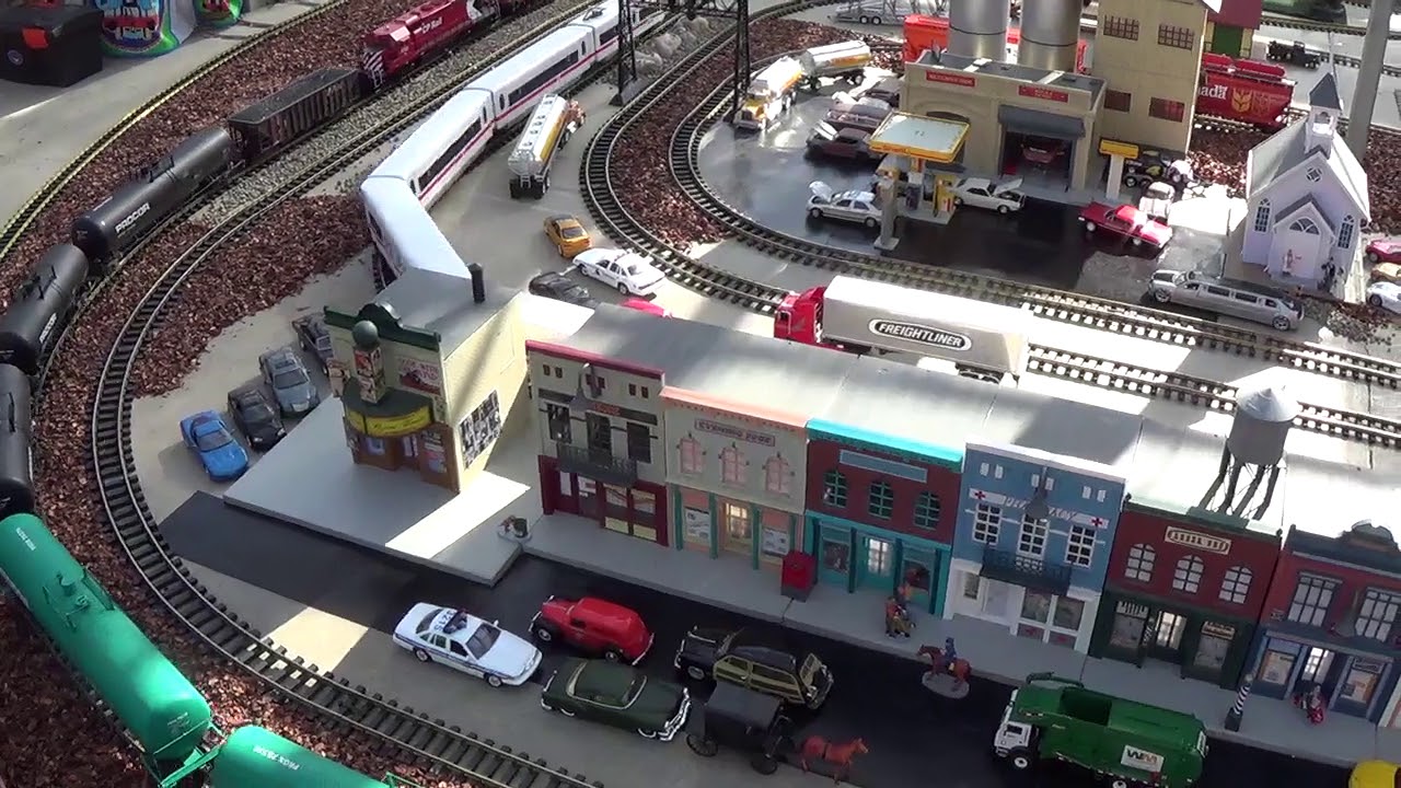 ThomasZoey3000 Productions (From the Archives) Barrie Train Show 2014, Part 1