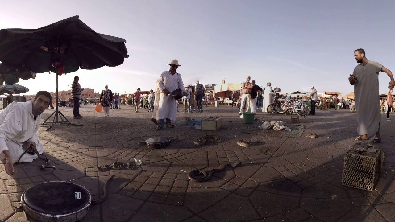 360 video: Snake charming at Jemaa El Fna, Marrakesh, Morocco