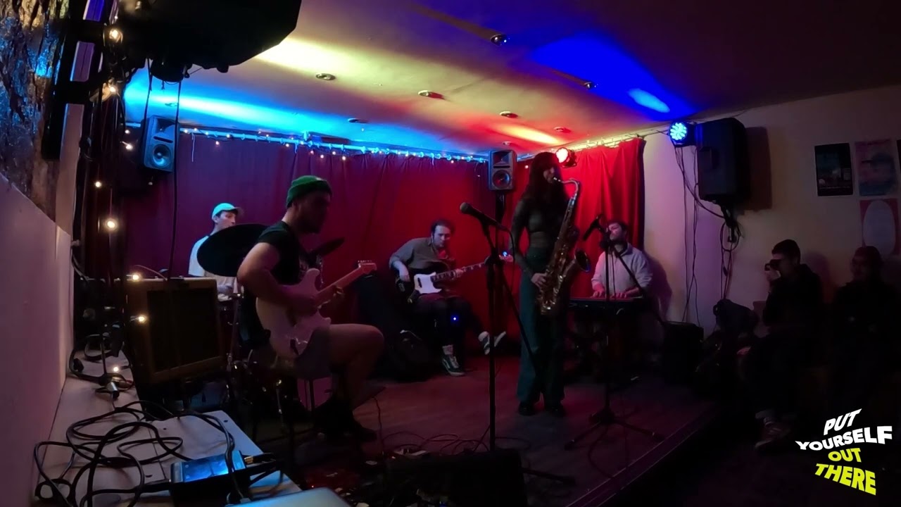 Elf Mode - McClunky (Live @ Sela)