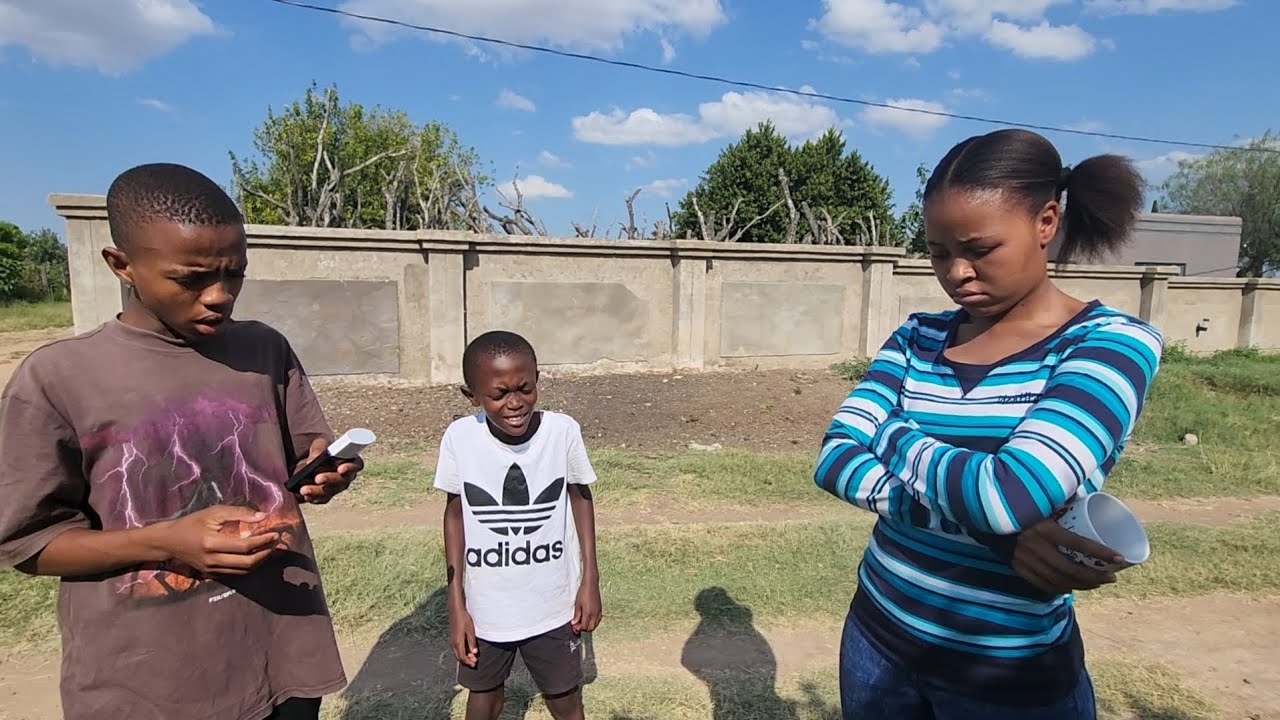 Lucas and constance Valentine's Day, They were both not happy about the presents🤣