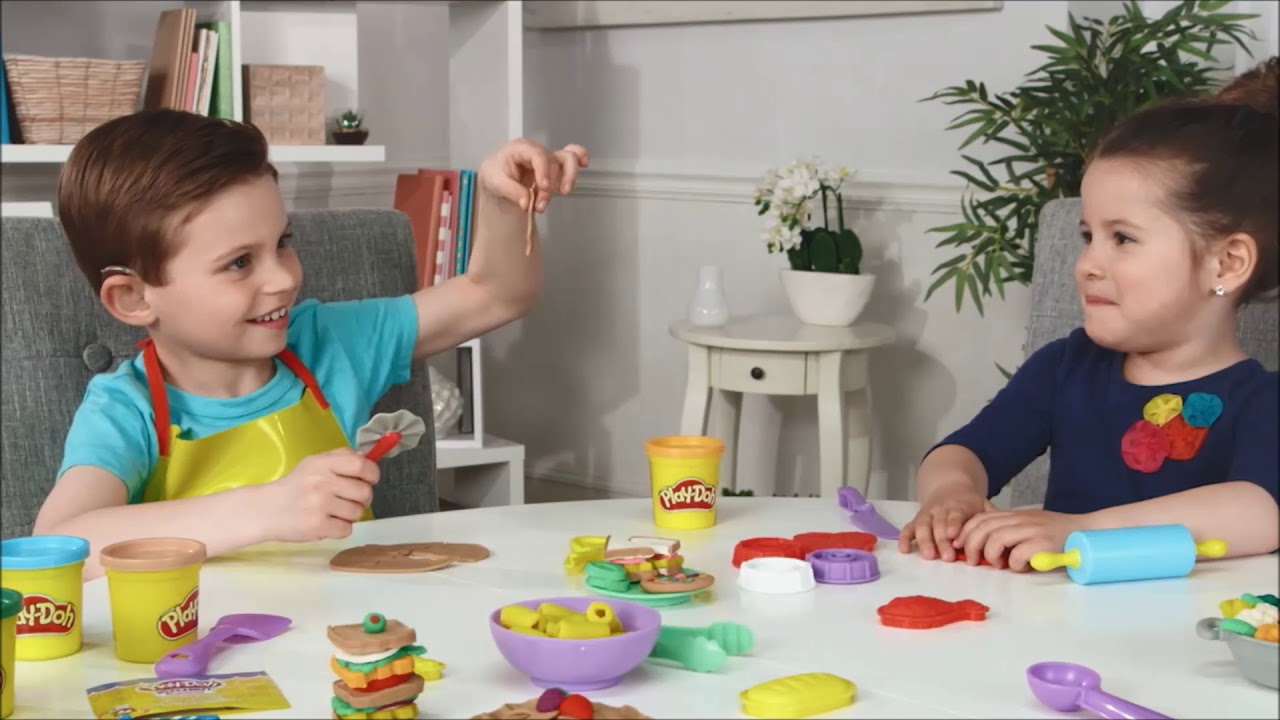 Play-Doh Kitchen Creations Product Demo Video