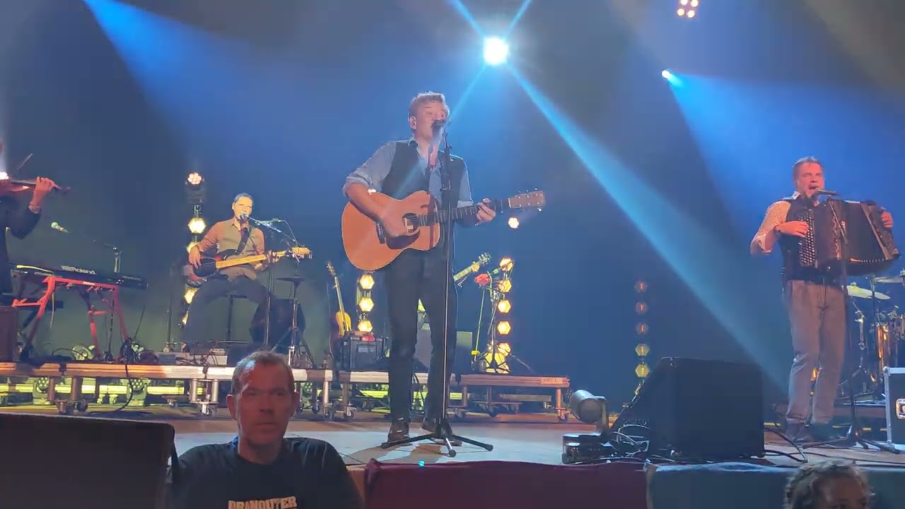 Bart Peeters en de Ideale Mannen - Brood voor Morgenvroeg - Festival Dranouter 2023