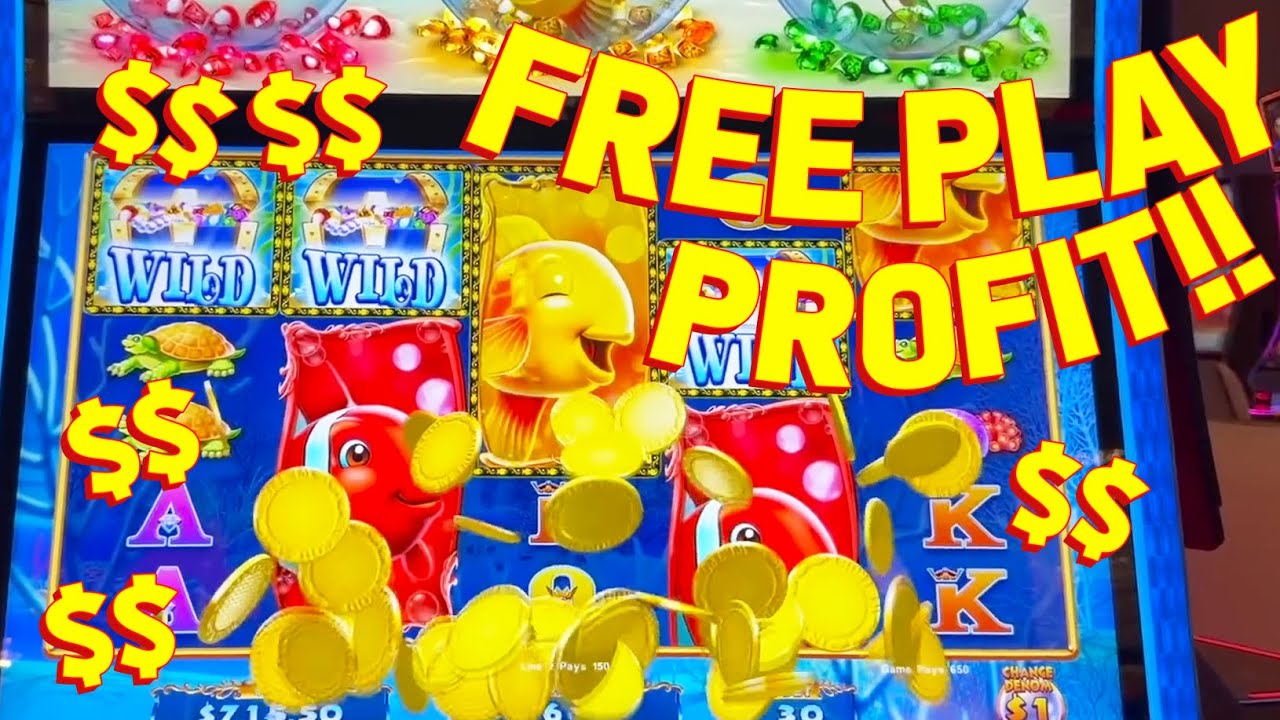 GOLD FISH SITUATION!! with VegasLowRoller on Gold Fish Feeding Time Slot Machine!!