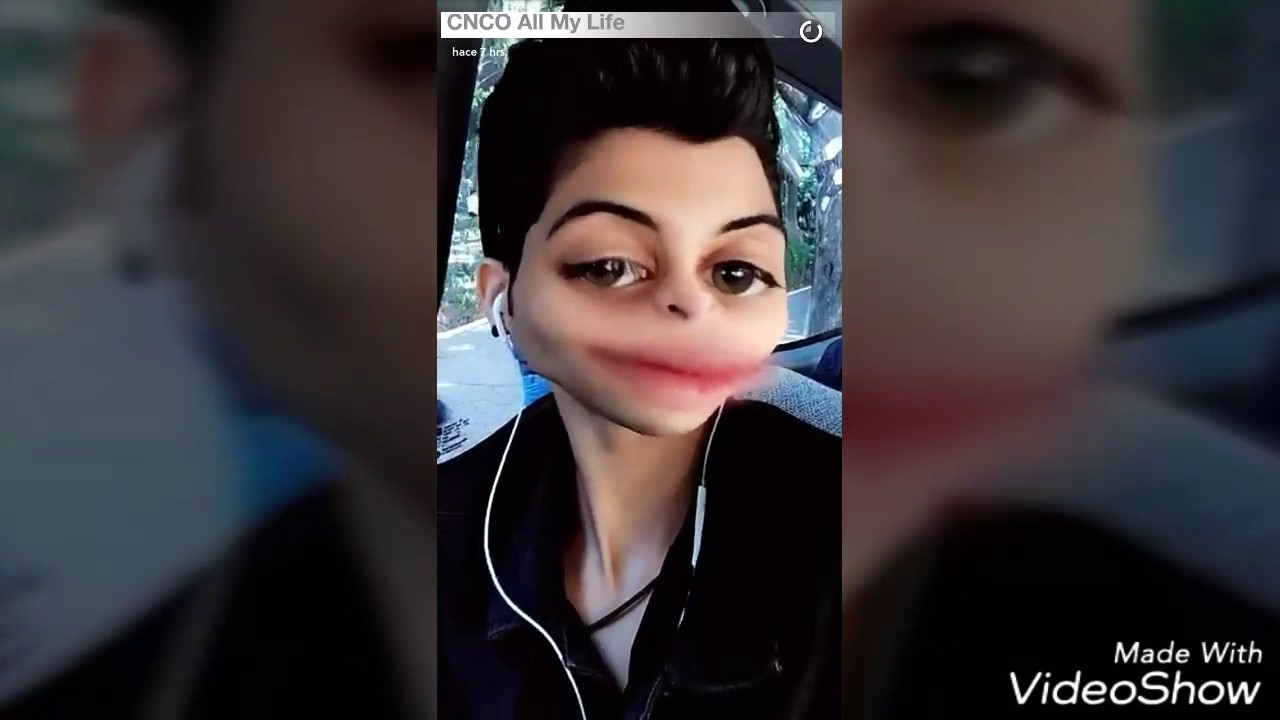CNCO - Erick graba a Chris durmiendo