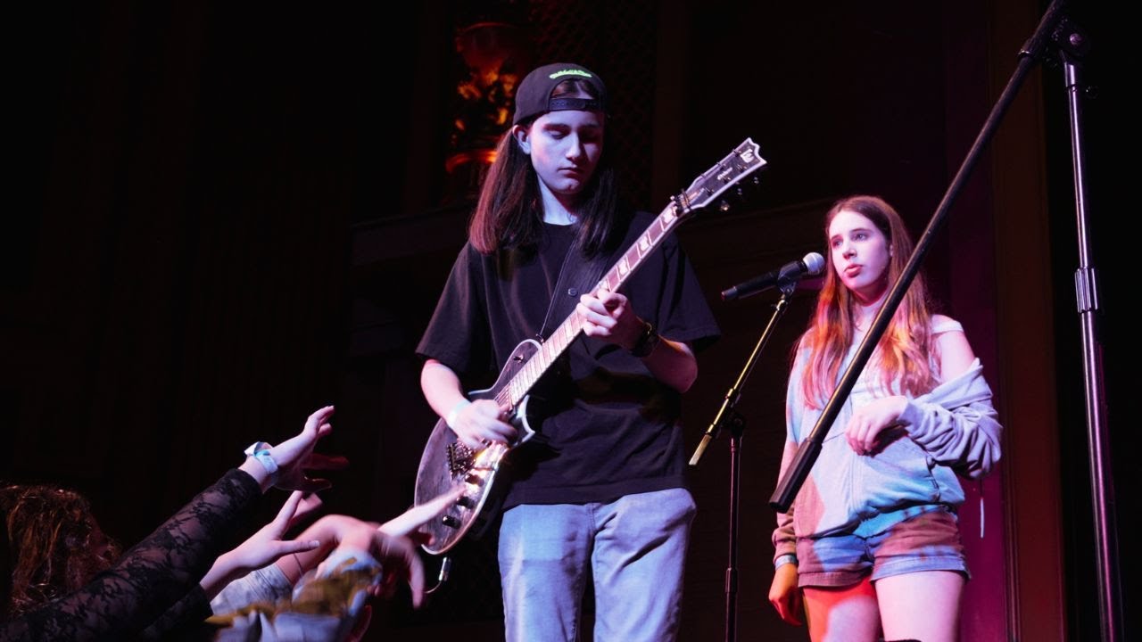 VAN HALEN 🔥 Hot For Teacher 🔥 SCHOOL OF ROCK