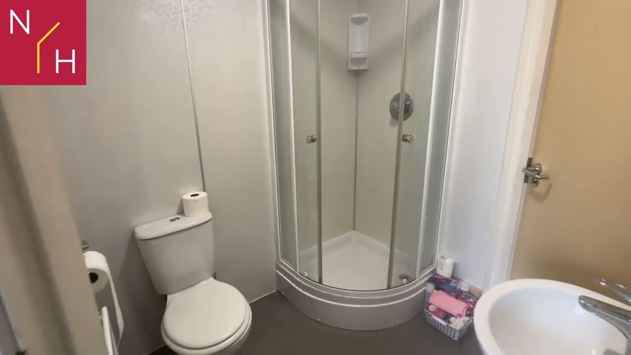 High wood view, DH1 - bed student property