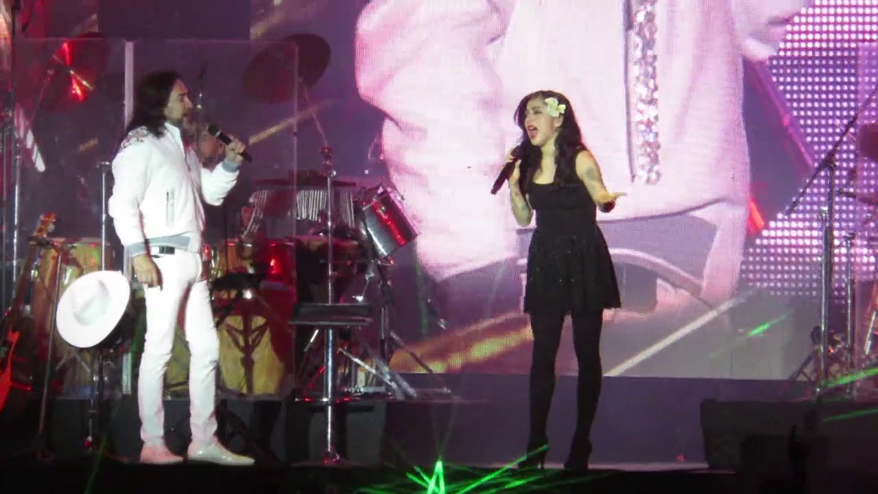 Mon Laferte & Marco Antonio Solís #TodosSomosMas