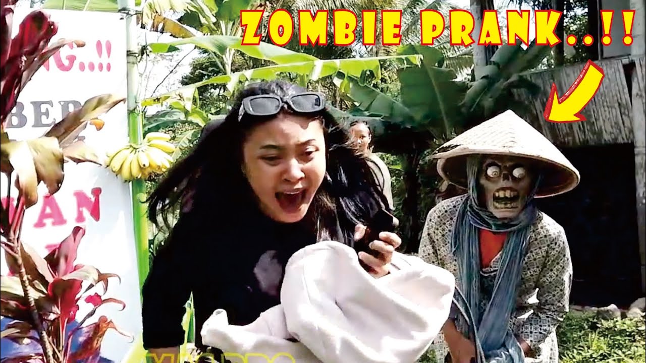 Jangan takut ya dek ya..!! Funny video Zombie Prank