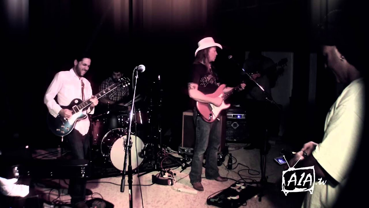 Billy Vasquez, Dave Shelley, Matt Calderin & Shaka Pace - Flynt Party clip 3