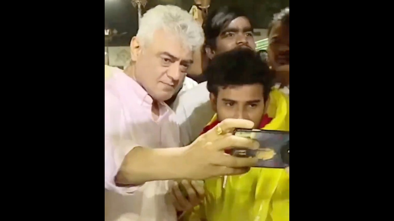 Ajith took a selfie when a fan said he has hearing & speech disability🥺 #ajith #thala #ajithkumar