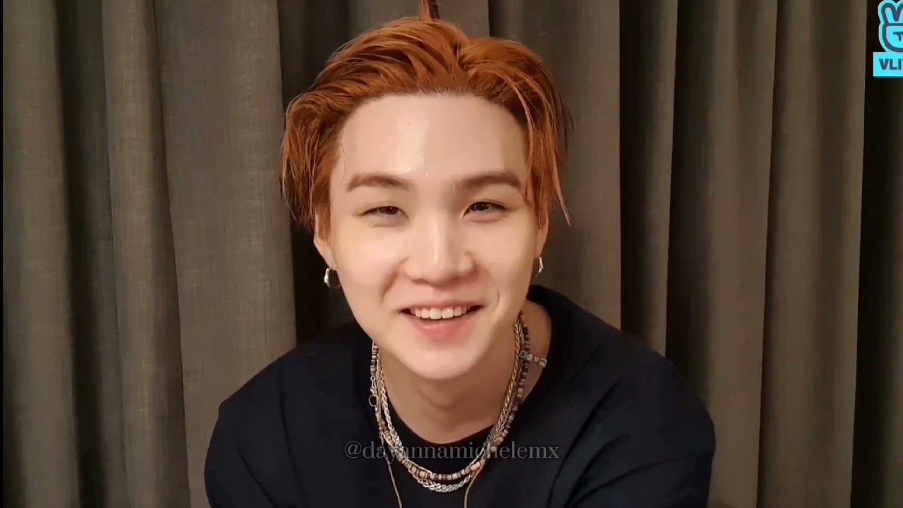 Imagina con suga donde es tu ex y se vuelven a contactar por videollamada