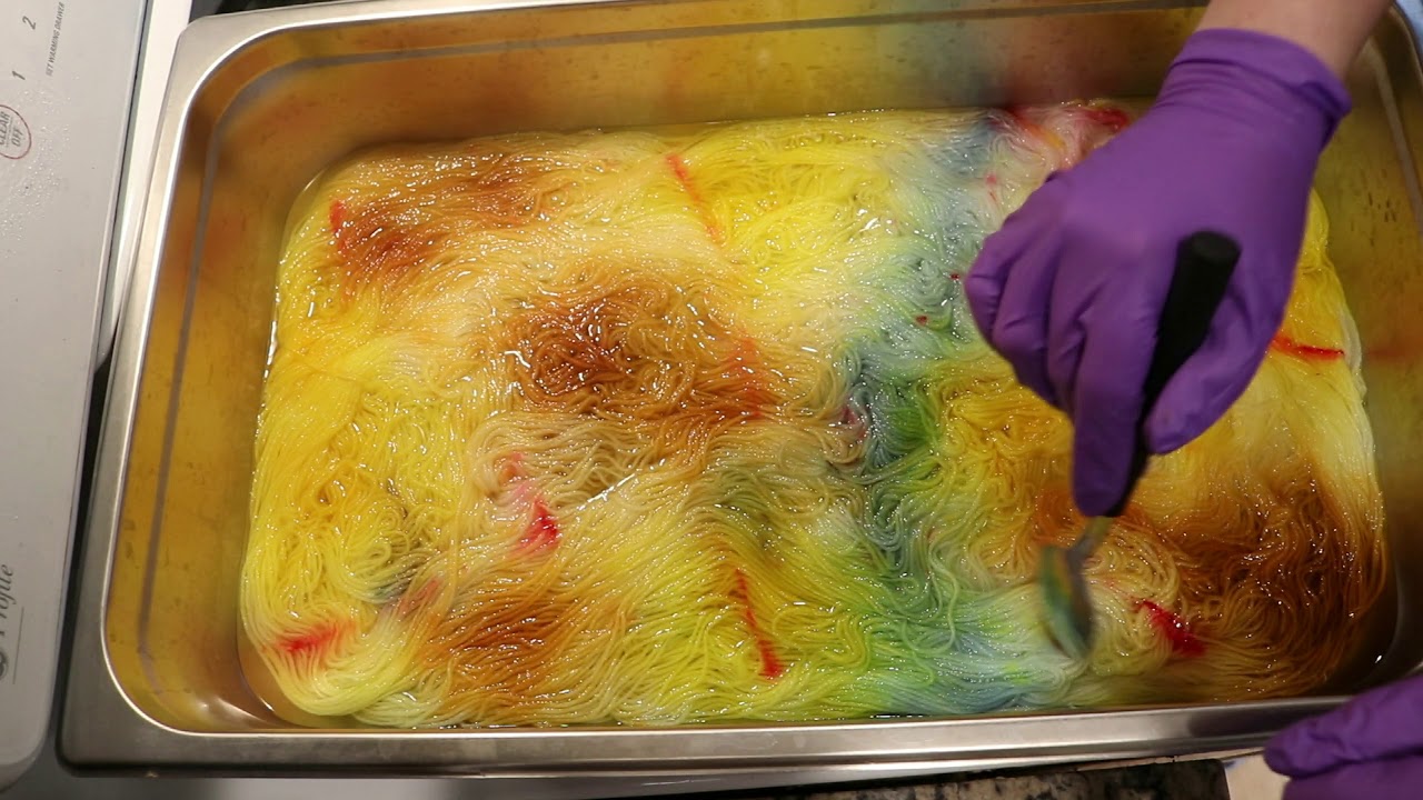 BONUS Low Immersion Yarn Dyeing with Americolor Food Coloring