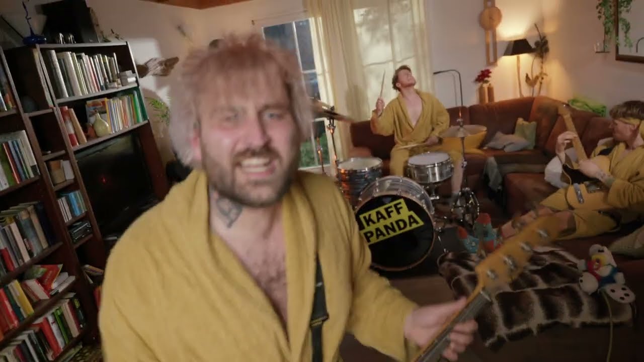 Kaff Panda - Willkommen In Der Nachbarschaft
