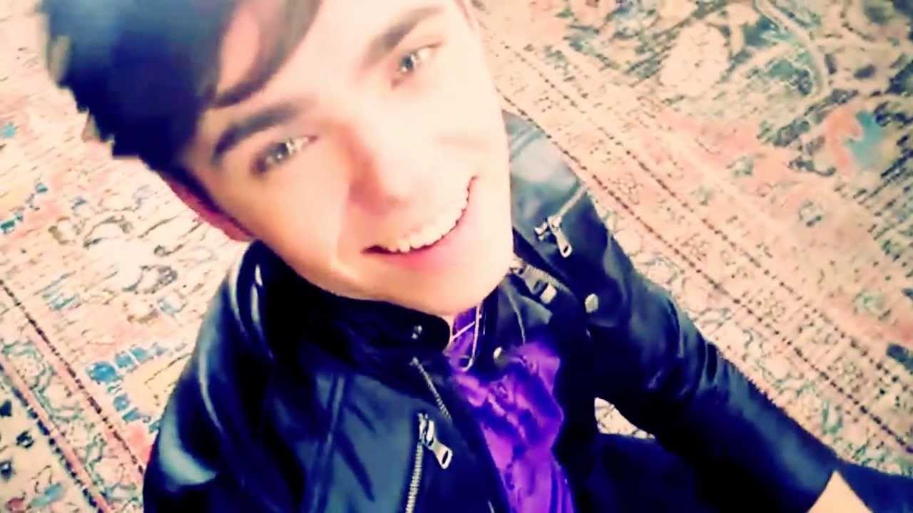 The little fella on the end (Nathan Sykes)