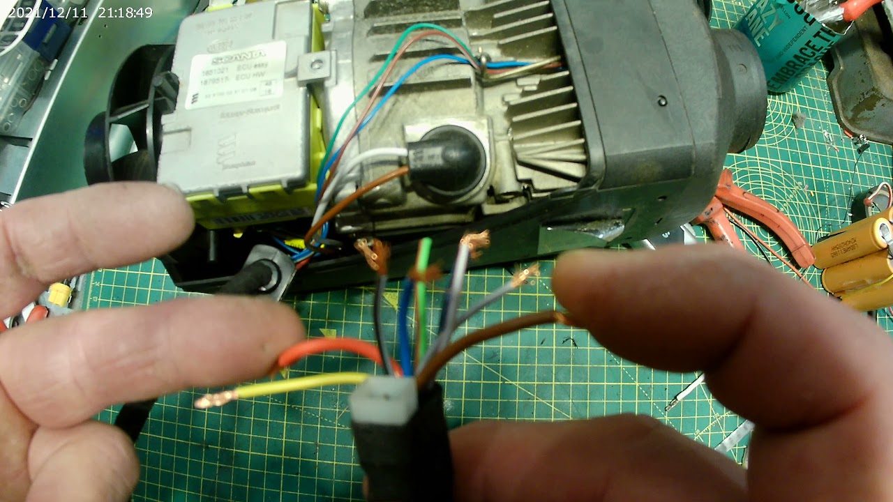 Eberspacher airtronic D2-D4 yellow signal turn on wire.