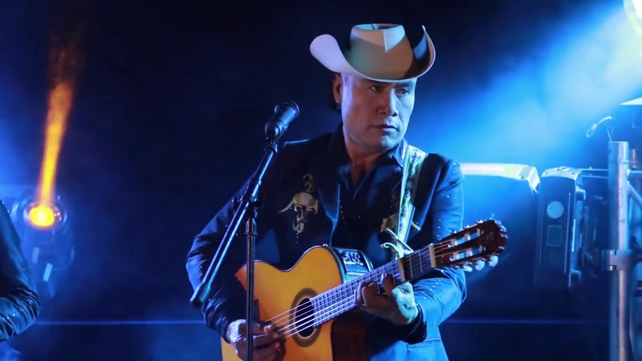 Los Armadillos de la Sierra - La Doble Rodada (En Vivo)