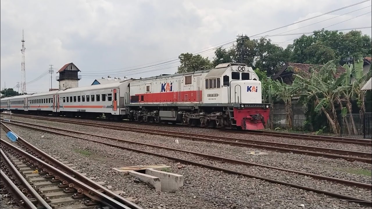 REKAP HUNTING KERETA API DI HARI MINGGU MENJELANG SIANG, DI JPL 61 SIDOKARE 