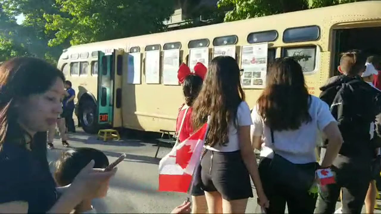 LIVE WALKING TOUR BURNABY STREETFEST ON CENTRAL CANADA DAY 2022 BURNABY BC | #VANCOUVERBC