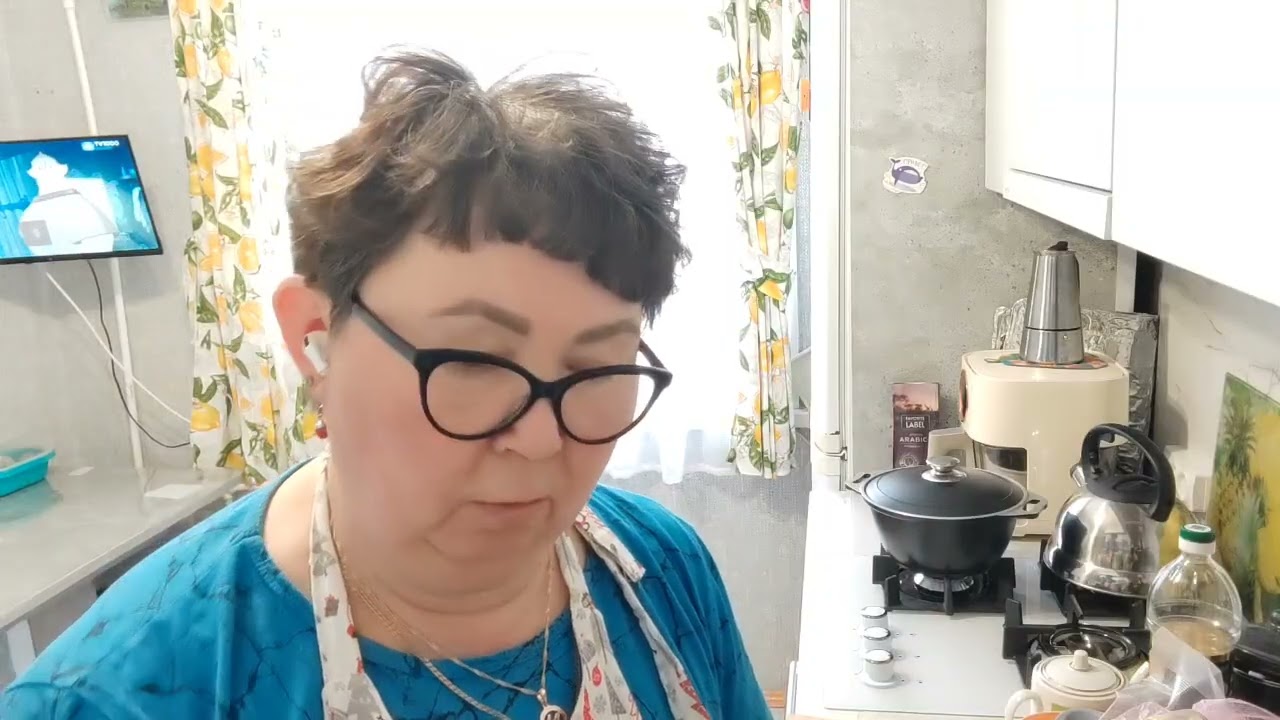 Получился вроде плов. Я пыталась.