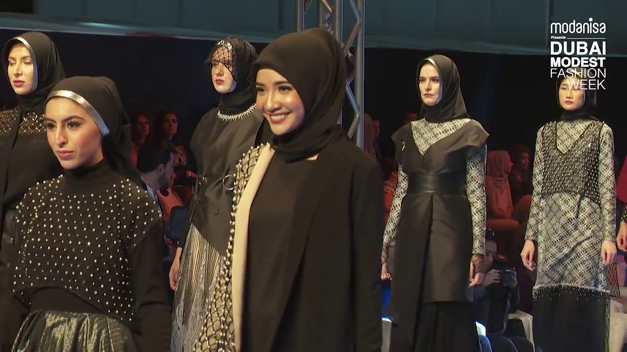 DMFW 2017 - Zaskia Sungkar