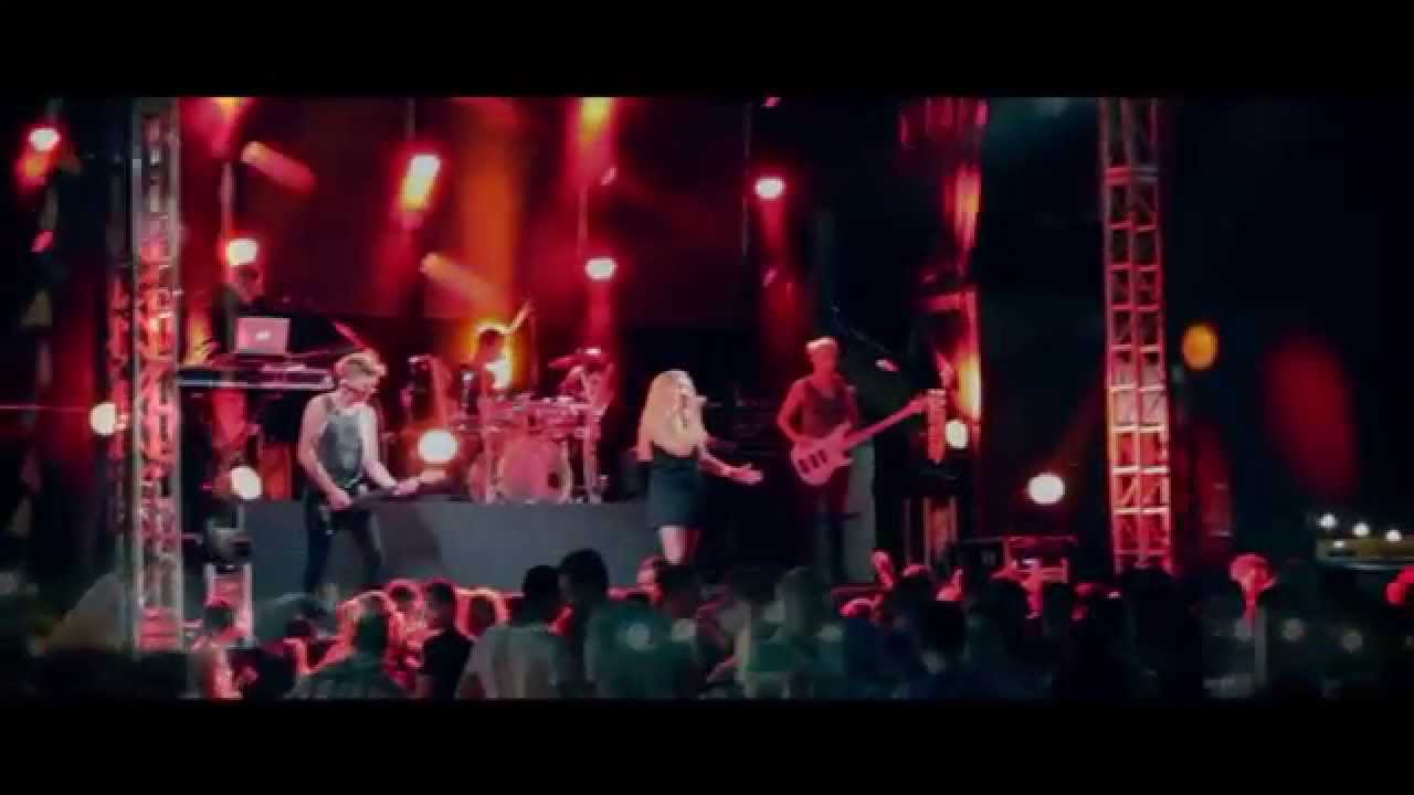 Q5 New Style - Use Somebody @Tuinfeest Azewijn 2014
