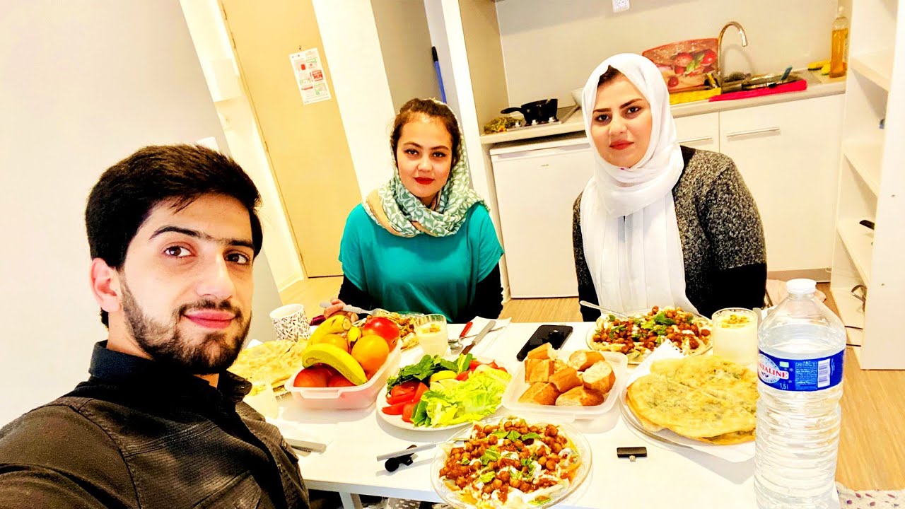این بار در شهر مارسی فرانسه مهمان نیلوفر دختر موفق افغان شدیم