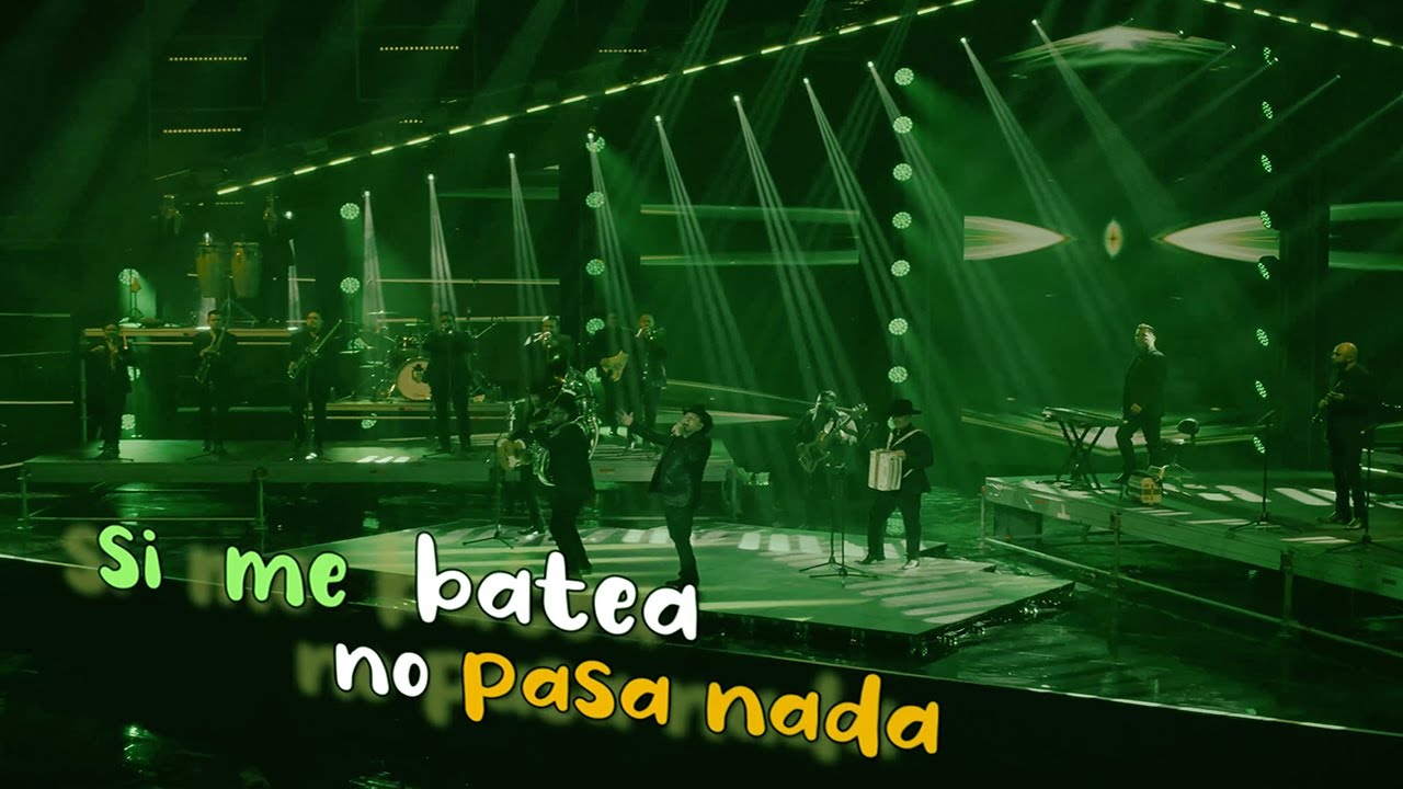 Juli&oacute;n Alvarez - No pasa nada en Vivo (Lyrics)