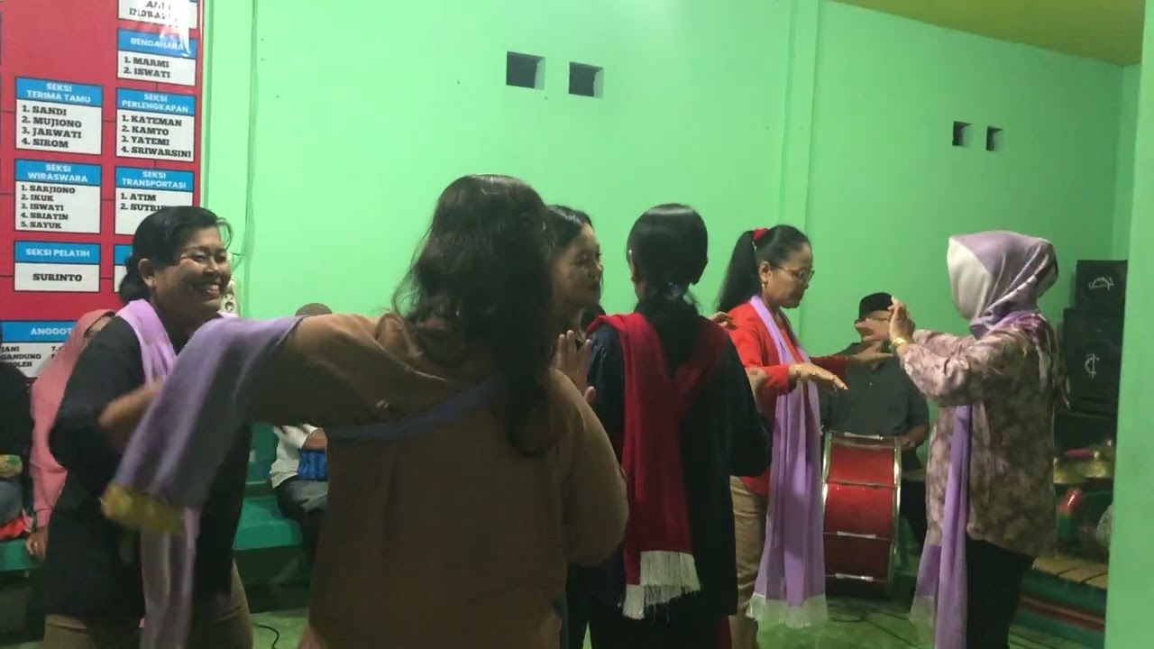 Kuto batu - kembang probolinggo - rimis” kolaborasi. antar mamamia // latihan rutinan