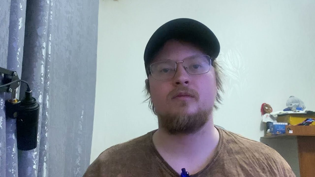Cтоит ли признаваться тянке что ты девственник ?