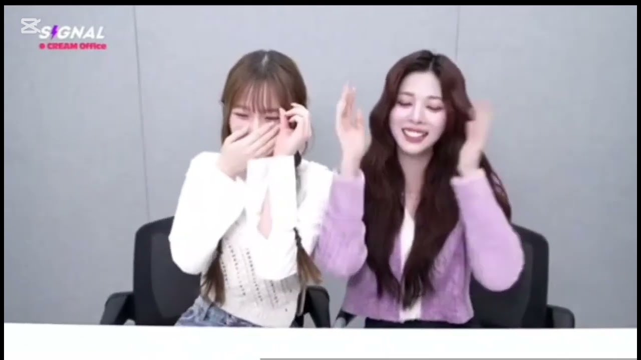 Moments de hayeon😂 es muy dicertido lo que hace la hayeon