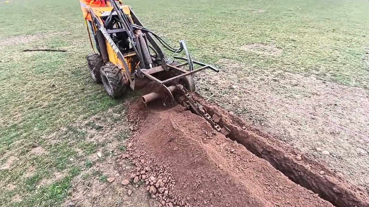 opico m10x Skidster, again using the chain trencher