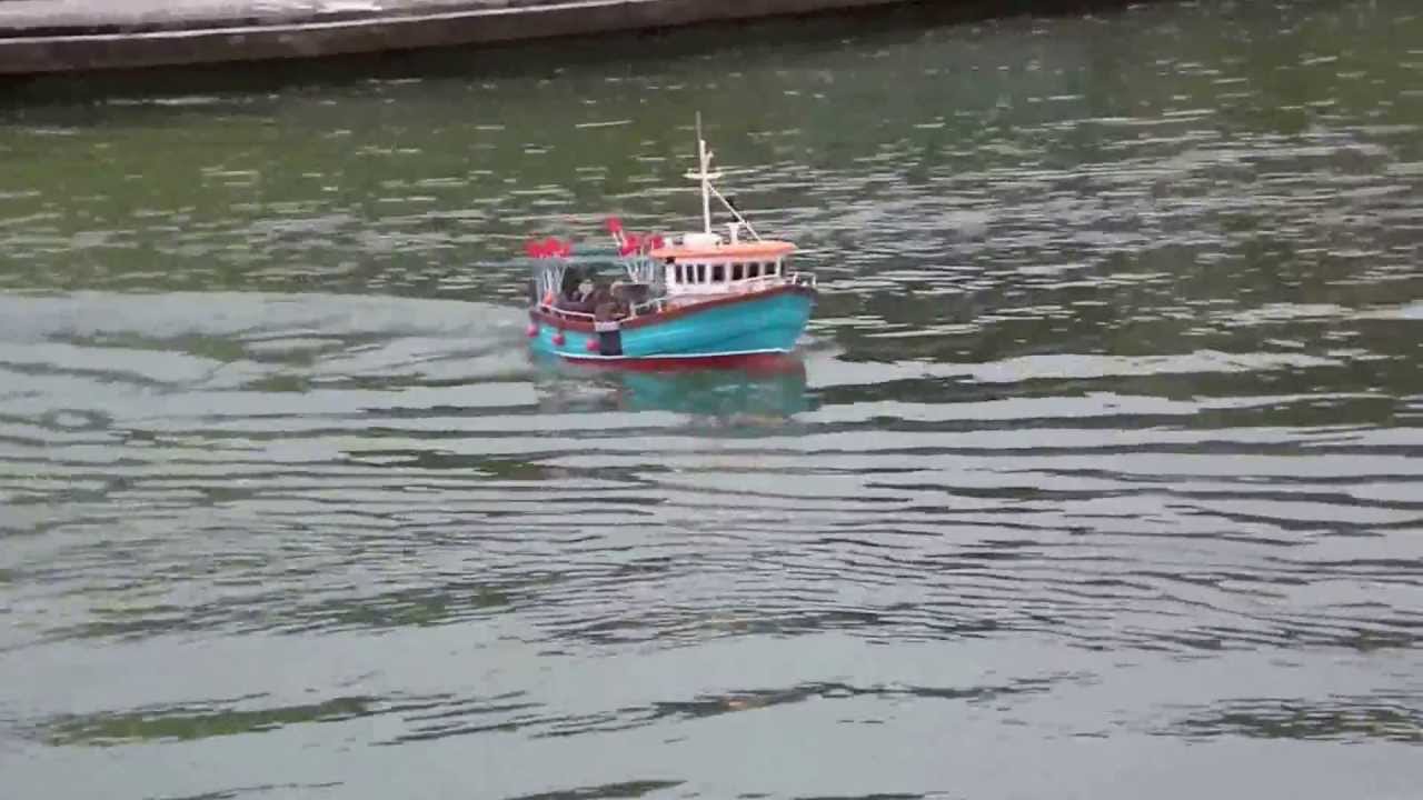 Cygnus SF 33 model fishing boat
