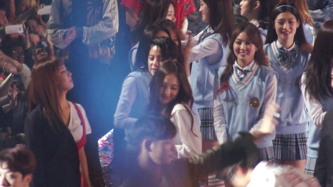 KCON PARIS 2016 Ending with All Artists