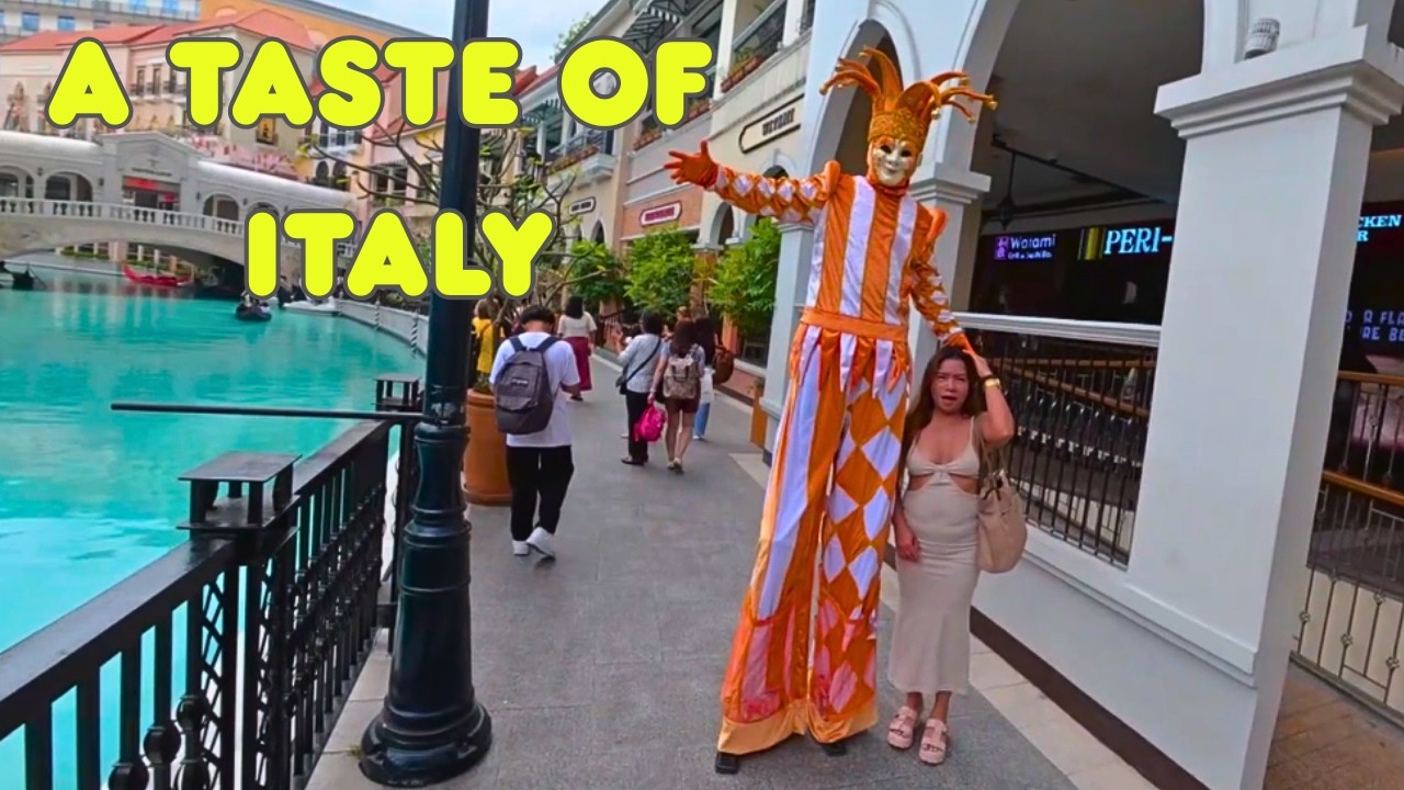 We found ITALY in the Philippines 🛶🎭 #manila #italy #gustavshella #venice