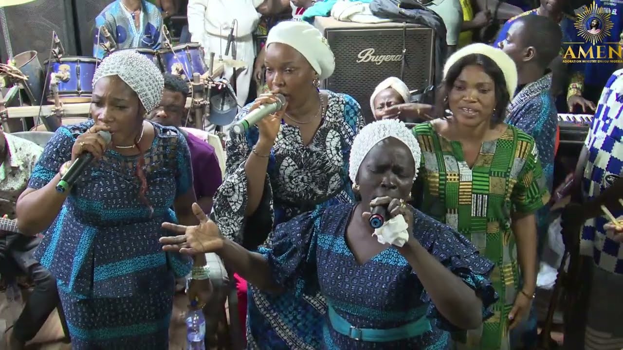Holy Communion Worship Session: In praise, we lifted our voices; in worship, we surrender