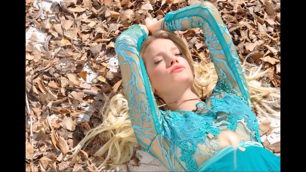 Virginia Da Cunha - Belong (Official Video)