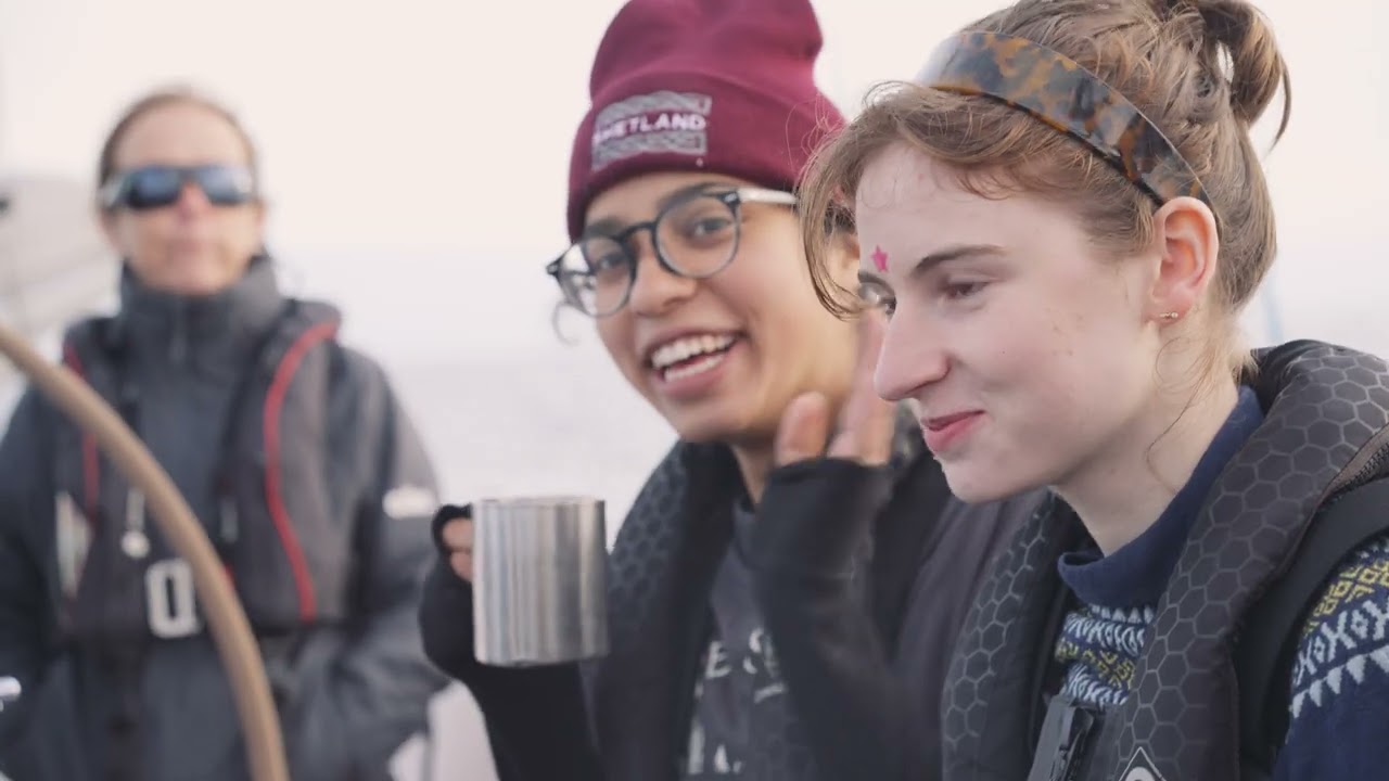 Boarding school sailing and climbing expedition to Lofoten