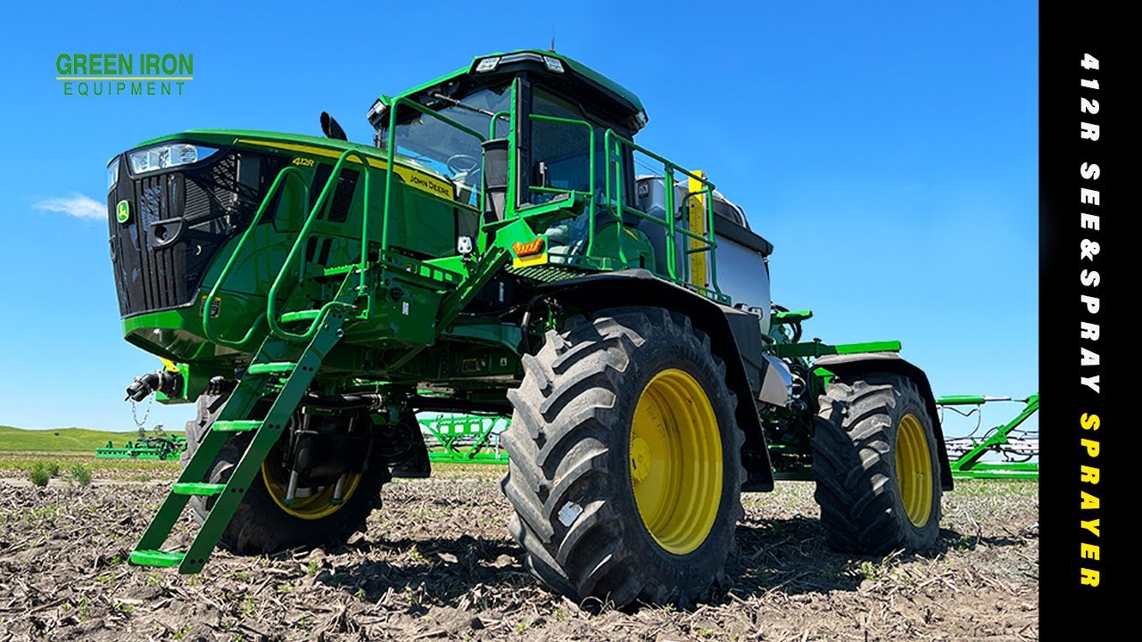 The impressive John Deere 412R See&Spray Sprayer