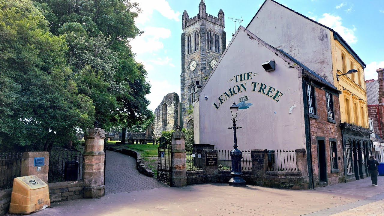 Kilwinning Town & Abbey.