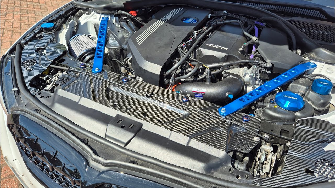M340i B58 carbon engine bay - lesson 1 Radiator cover upgrade